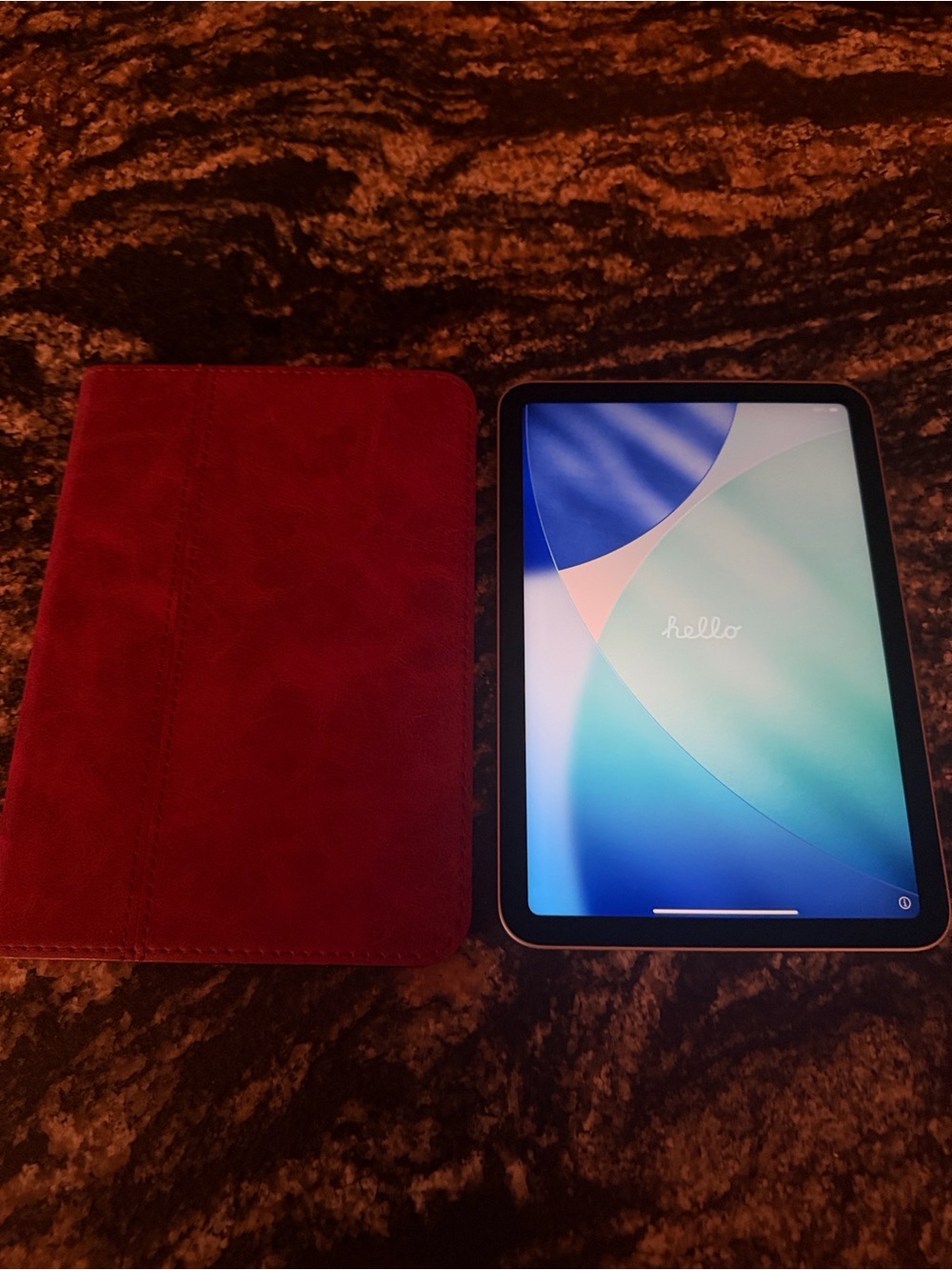 Like New Apple iPad Mini 6th generation Burnished Gold. 64 GB Model MK7P3LL/A - Picture 4 of 4